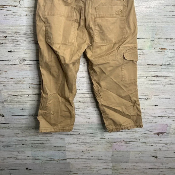 The North Face Women’s Khaki Cargo Capri Pants Size 4  tan - Picture 10 of 11